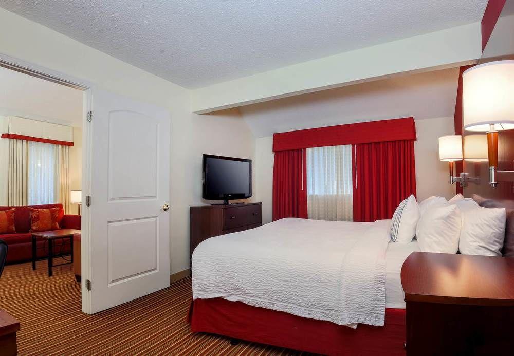 Residence Inn By Marriott Atlanta Cumberland/Galleria Смирна Экстерьер фото
