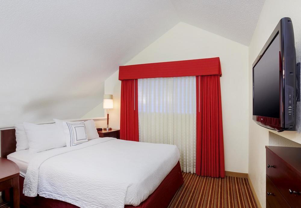 Residence Inn By Marriott Atlanta Cumberland/Galleria Смирна Экстерьер фото