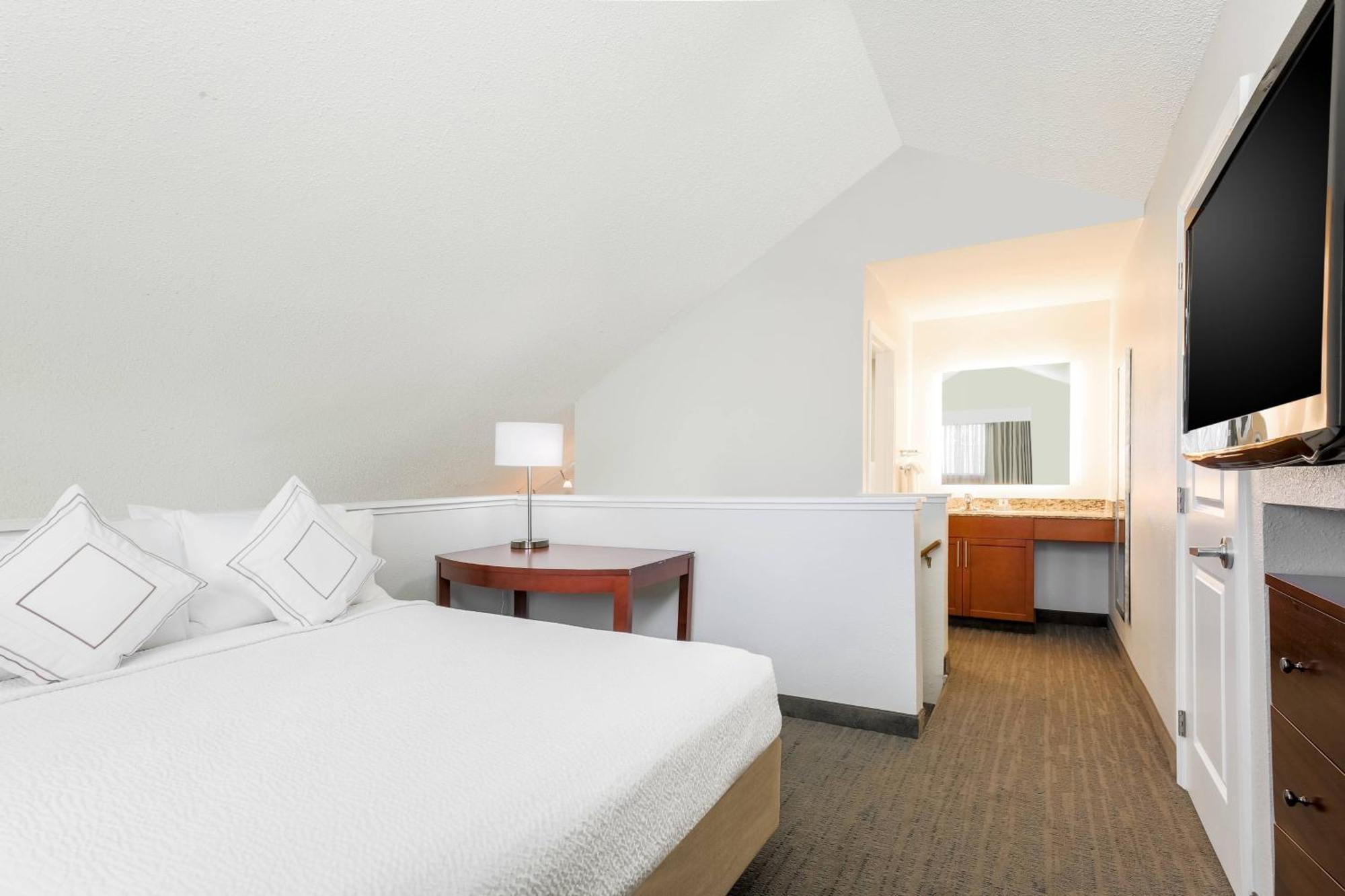 Residence Inn By Marriott Atlanta Cumberland/Galleria Смирна Экстерьер фото
